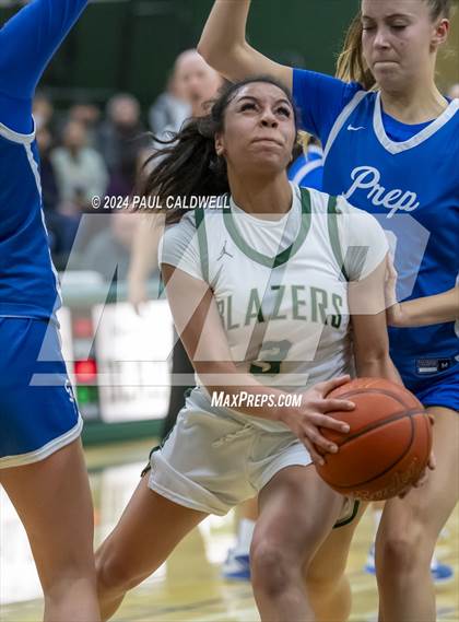 Thumbnail 2 in Seattle Prep @ Timberline (WIAA 3A Opening Round) photogallery.