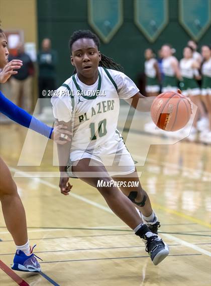 Thumbnail 1 in Seattle Prep @ Timberline (WIAA 3A Opening Round) photogallery.