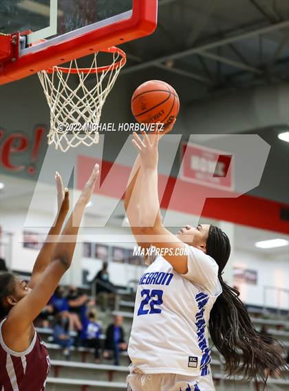 Thumbnail 1 in Plano vs Hebron photogallery.