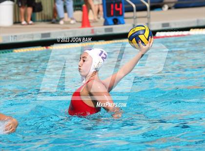 Thumbnail 2 in St. Ignatius College Preparatory vs Leland (Saint Francis Invitational) photogallery.
