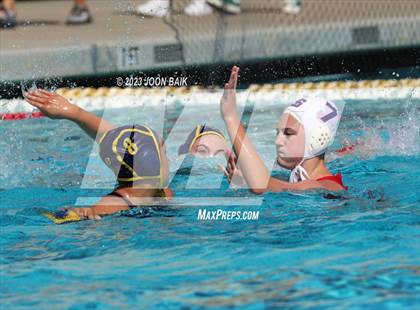 Thumbnail 2 in St. Ignatius College Preparatory vs Leland (Saint Francis Invitational) photogallery.