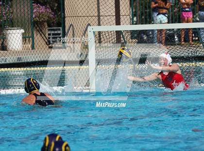 Thumbnail 3 in St. Ignatius College Preparatory vs Leland (Saint Francis Invitational) photogallery.