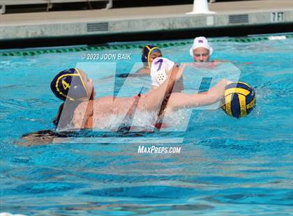 Thumbnail 3 in St. Ignatius College Preparatory vs Leland (Saint Francis Invitational) photogallery.
