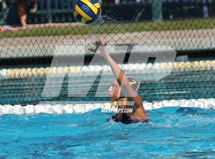Thumbnail 1 in St. Ignatius College Preparatory vs Leland (Saint Francis Invitational) photogallery.