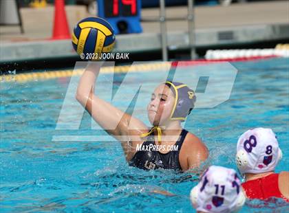 Thumbnail 3 in St. Ignatius College Preparatory vs Leland (Saint Francis Invitational) photogallery.