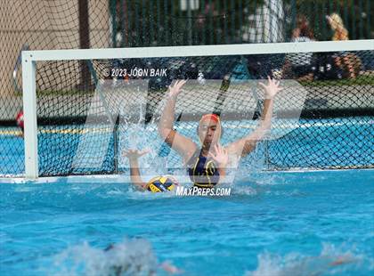 Thumbnail 2 in St. Ignatius College Preparatory vs Leland (Saint Francis Invitational) photogallery.