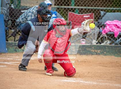 Thumbnail 2 in Cathedral Catholic vs. Santa Margarita (Holy Bowl Classic) photogallery.