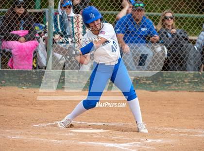 Thumbnail 3 in Cathedral Catholic vs. Santa Margarita (Holy Bowl Classic) photogallery.