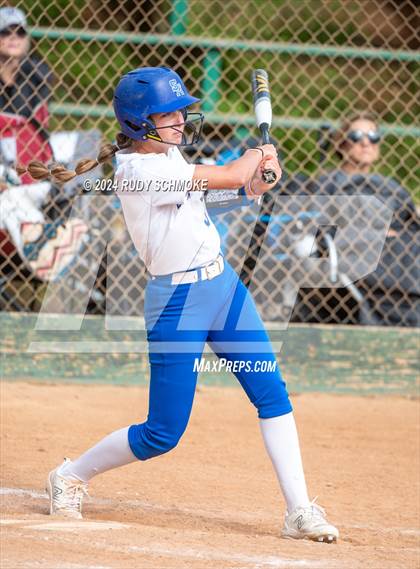 Thumbnail 3 in Cathedral Catholic vs. Santa Margarita (Holy Bowl Classic) photogallery.