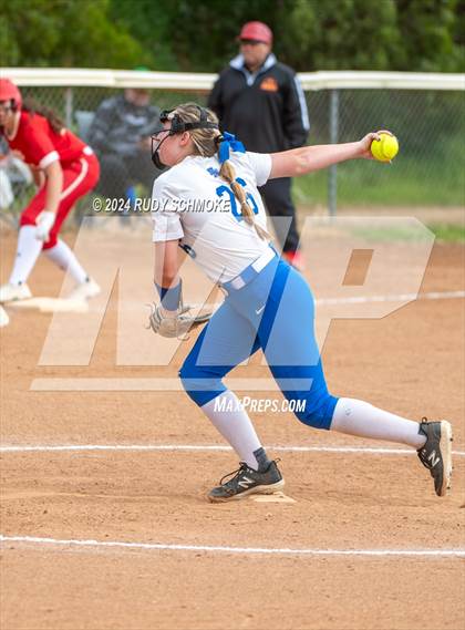 Thumbnail 2 in Cathedral Catholic vs. Santa Margarita (Holy Bowl Classic) photogallery.