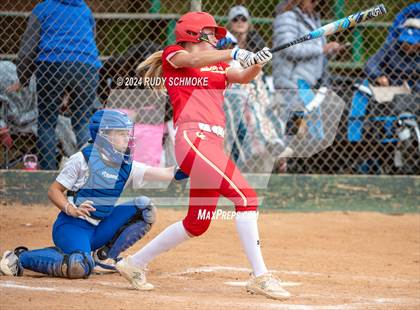 Thumbnail 2 in Cathedral Catholic vs. Santa Margarita (Holy Bowl Classic) photogallery.
