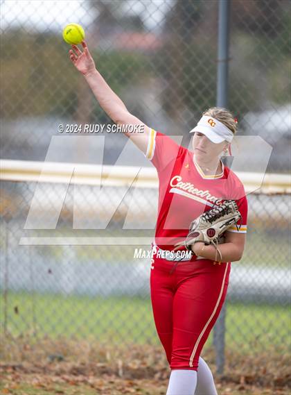 Thumbnail 2 in Cathedral Catholic vs. Santa Margarita (Holy Bowl Classic) photogallery.