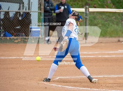 Thumbnail 2 in Cathedral Catholic vs. Santa Margarita (Holy Bowl Classic) photogallery.