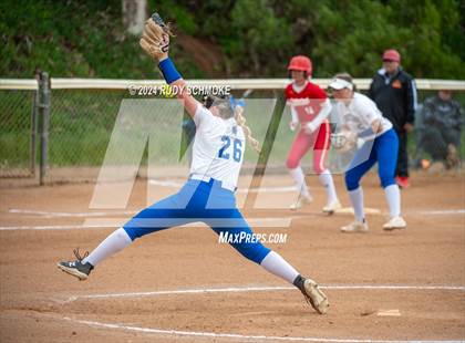 Thumbnail 1 in Cathedral Catholic vs. Santa Margarita (Holy Bowl Classic) photogallery.
