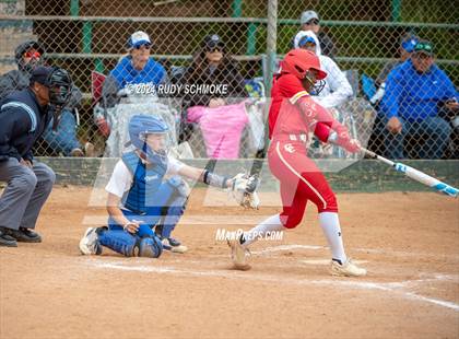 Thumbnail 2 in Cathedral Catholic vs. Santa Margarita (Holy Bowl Classic) photogallery.