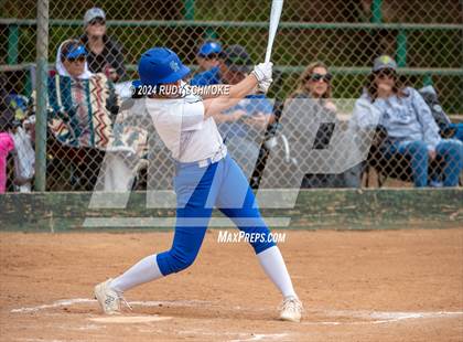 Thumbnail 2 in Cathedral Catholic vs. Santa Margarita (Holy Bowl Classic) photogallery.