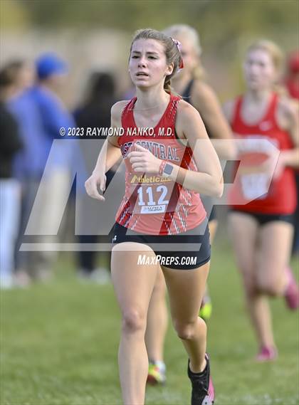 Thumbnail 2 in IHSAA Regionals (Shelbyville) photogallery.