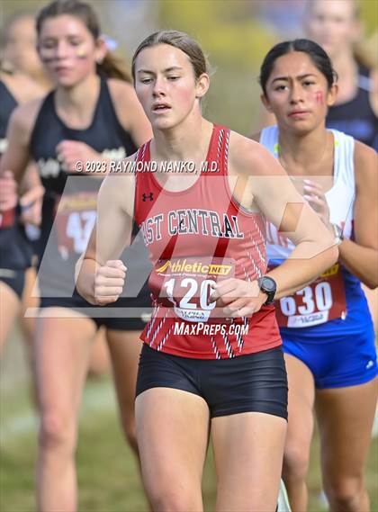 Thumbnail 2 in IHSAA Regionals (Shelbyville) photogallery.