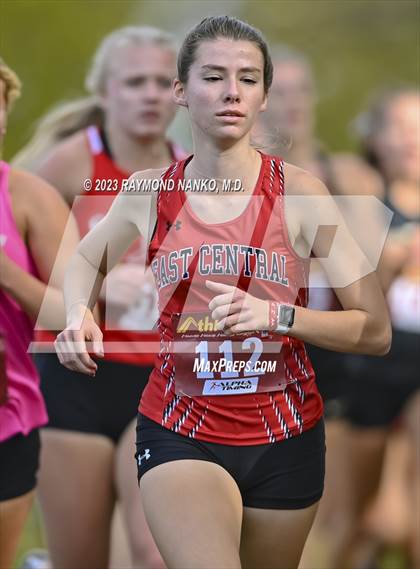 Thumbnail 2 in IHSAA Regionals (Shelbyville) photogallery.