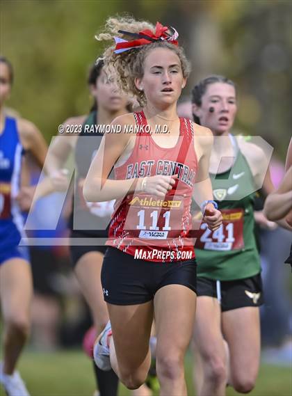 Thumbnail 3 in IHSAA Regionals (Shelbyville) photogallery.