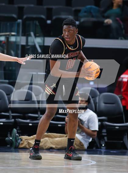 Thumbnail 3 in Crespi vs Bishop Alemany (Trinity-Mission League Show @ Intuit Dome) photogallery.