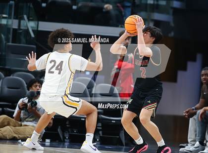 Thumbnail 3 in Crespi vs Bishop Alemany (Trinity-Mission League Show @ Intuit Dome) photogallery.