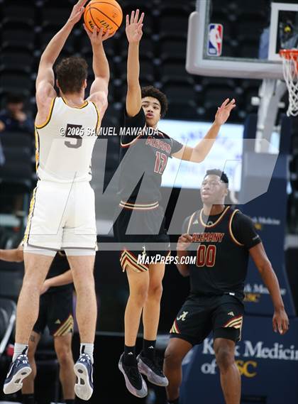 Thumbnail 3 in Crespi vs Bishop Alemany (Trinity-Mission League Show @ Intuit Dome) photogallery.
