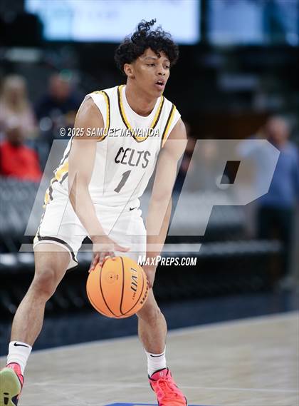 Thumbnail 3 in Crespi vs Bishop Alemany (Trinity-Mission League Show @ Intuit Dome) photogallery.