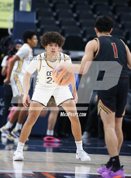 Thumbnail 2 in Crespi vs Bishop Alemany (Trinity-Mission League Show @ Intuit Dome) photogallery.