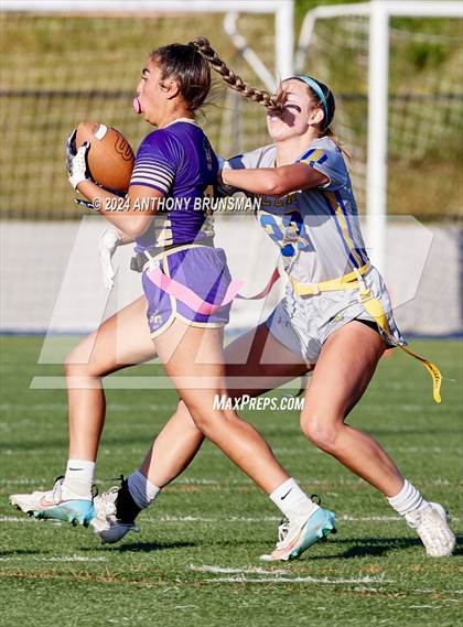 Thumbnail 2 in Livingston vs. Del Campo (CIF SJS D3 Final) photogallery.