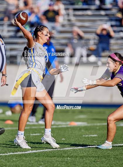 Thumbnail 2 in Livingston vs. Del Campo (CIF SJS D3 Final) photogallery.