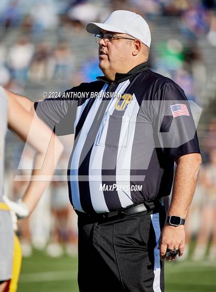 Thumbnail 1 in Livingston vs. Del Campo (CIF SJS D3 Final) photogallery.