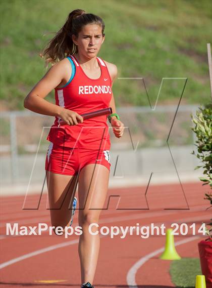 Thumbnail 3 in Redondo Nike Invitational (Girls 4x800m Relay) photogallery.