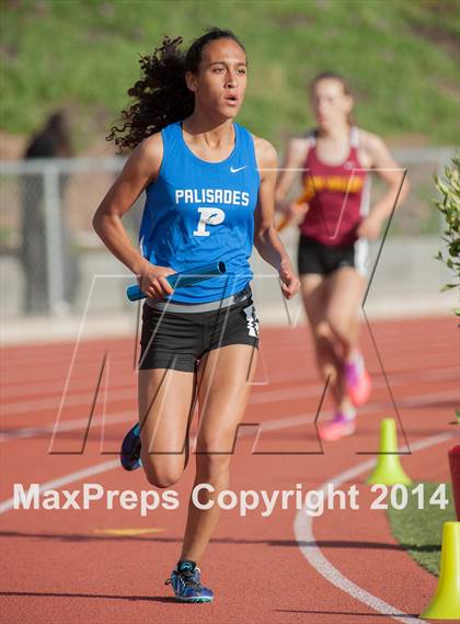 Thumbnail 3 in Redondo Nike Invitational (Girls 4x800m Relay) photogallery.