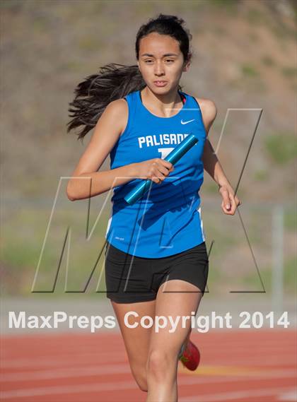 Thumbnail 1 in Redondo Nike Invitational (Girls 4x800m Relay) photogallery.