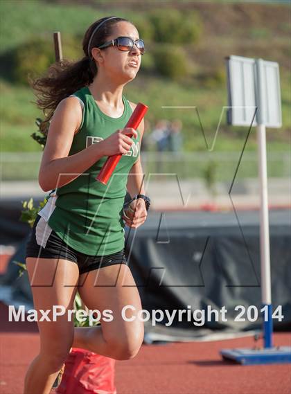 Thumbnail 3 in Redondo Nike Invitational (Girls 4x800m Relay) photogallery.