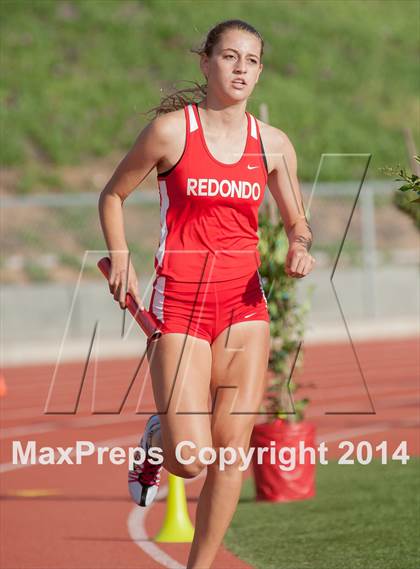 Thumbnail 1 in Redondo Nike Invitational (Girls 4x800m Relay) photogallery.