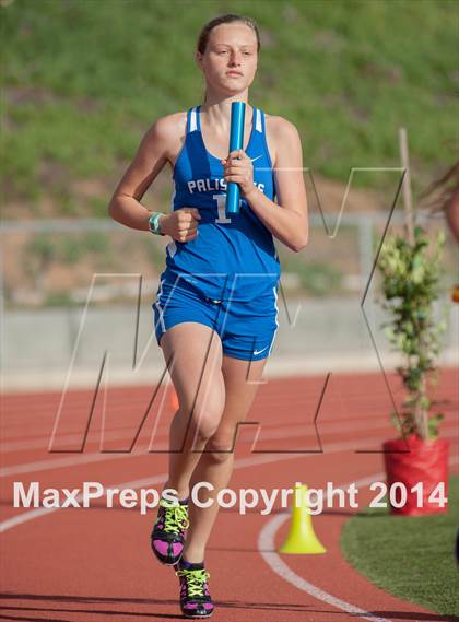 Thumbnail 3 in Redondo Nike Invitational (Girls 4x800m Relay) photogallery.
