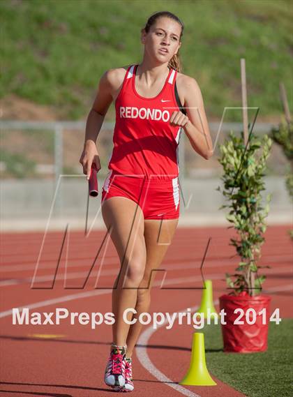 Thumbnail 1 in Redondo Nike Invitational (Girls 4x800m Relay) photogallery.