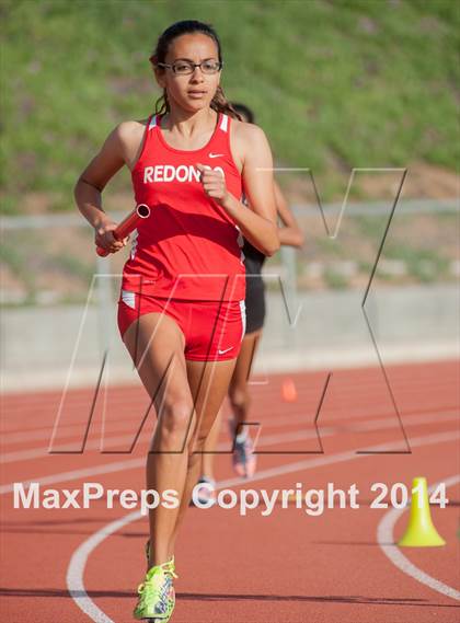 Thumbnail 2 in Redondo Nike Invitational (Girls 4x800m Relay) photogallery.