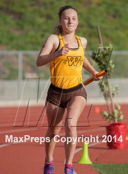 Thumbnail 3 in Redondo Nike Invitational (Girls 4x800m Relay) photogallery.