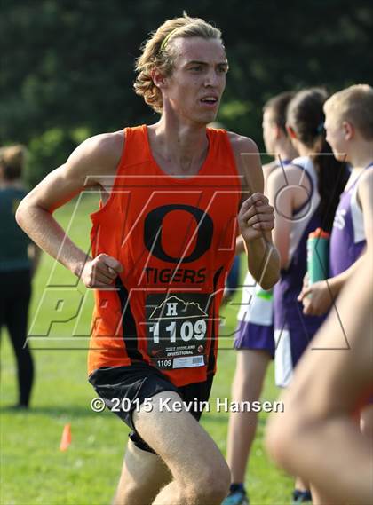 Thumbnail 3 in Highland Cross Country Invitational photogallery.