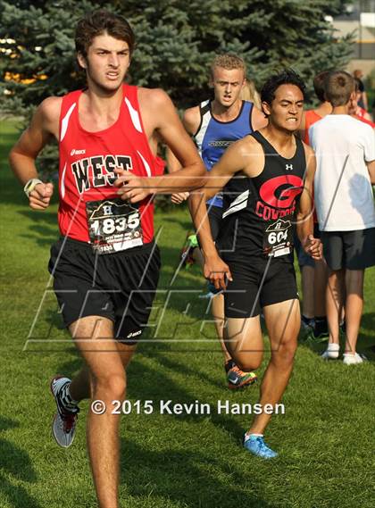 Thumbnail 1 in Highland Cross Country Invitational photogallery.