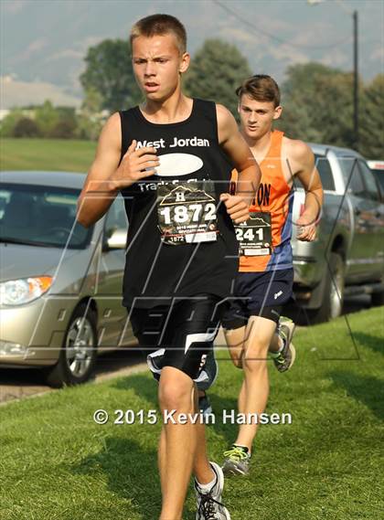 Thumbnail 1 in Highland Cross Country Invitational photogallery.