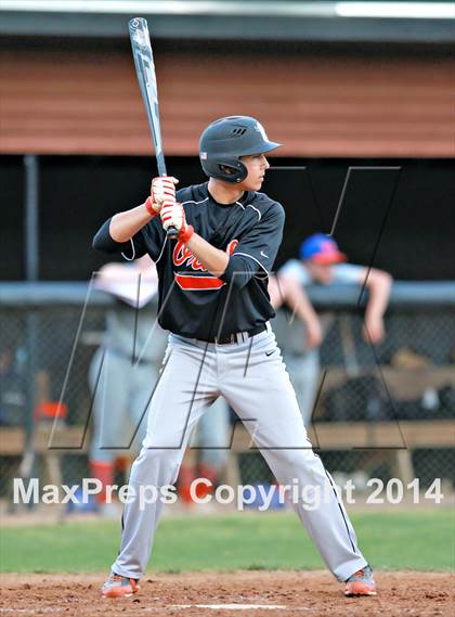 Thumbnail 2 in Orange vs. Glenn photogallery.