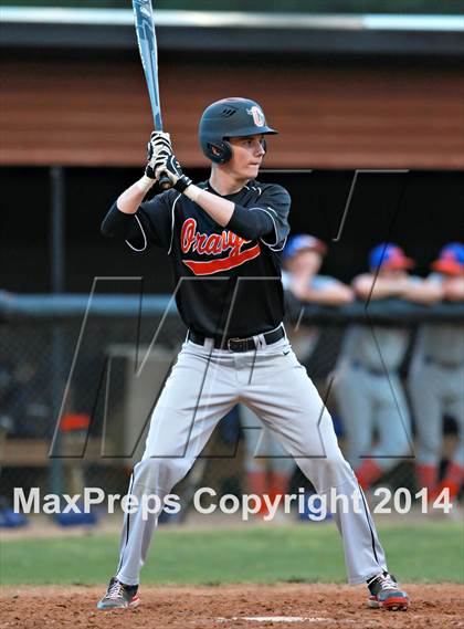 Thumbnail 3 in Orange vs. Glenn photogallery.