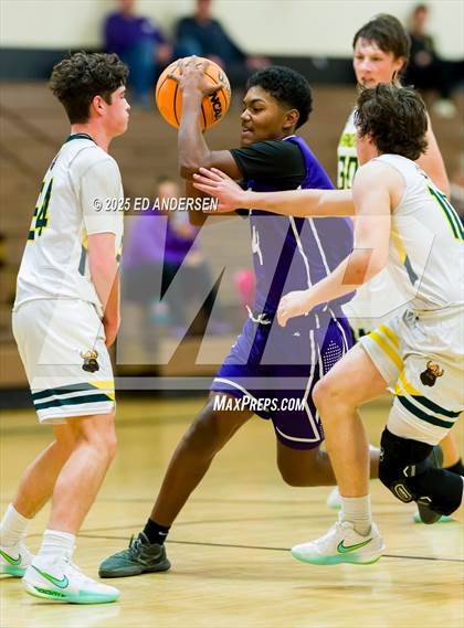 Thumbnail 2 in Yerington vs. Eureka (Serpent Classic) photogallery.