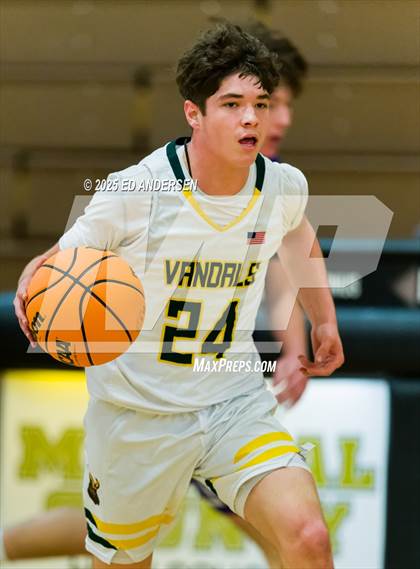 Thumbnail 1 in Yerington vs. Eureka (Serpent Classic) photogallery.