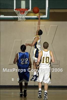 Thumbnail 2 in Temescal Canyon vs Kitsilano-Canada (Torrey Pines Holiday Classic) photogallery.
