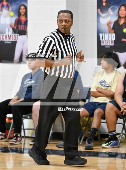 Thumbnail 2 in Great Hearts Anthem vs. Phoenix Day School for the Deaf (Parents Night) photogallery.